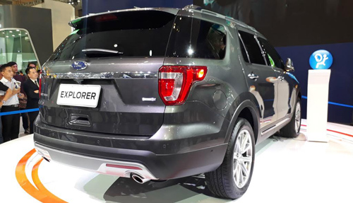 SUV hạng sang Ford Explorer có giá 2,18 tỷ đồng tại Việt Nam - 2